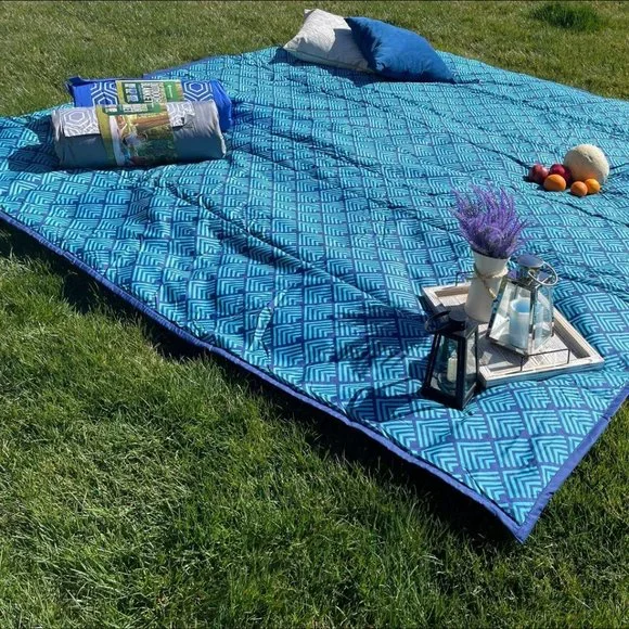 Oversized Blanket Reversable Colors: Grey, Blue, dark Blue - Picture 1 of 5